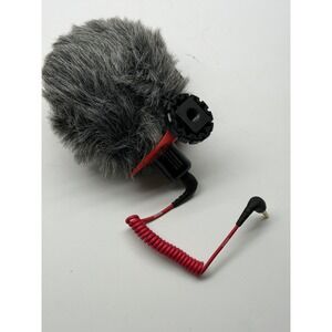 Rode VideoMicro Compact On-Camera Microphone with Rycote Lyre Shock Mount Black